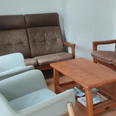 Bett 2 Im Frauen-2-bettzimmer Nur Frauen Only Women Solo Mucheres Mogán