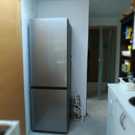 Bett 2 Im Maenner-2-bettzimmer Nur Maenner Only Men Solo Hombres